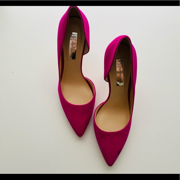 fuchsia pumps